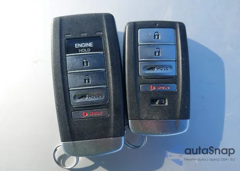 2017 Acura Rdx Advance Package z USA, uszkodzony, nr VIN 5J8TB3H78HL019059